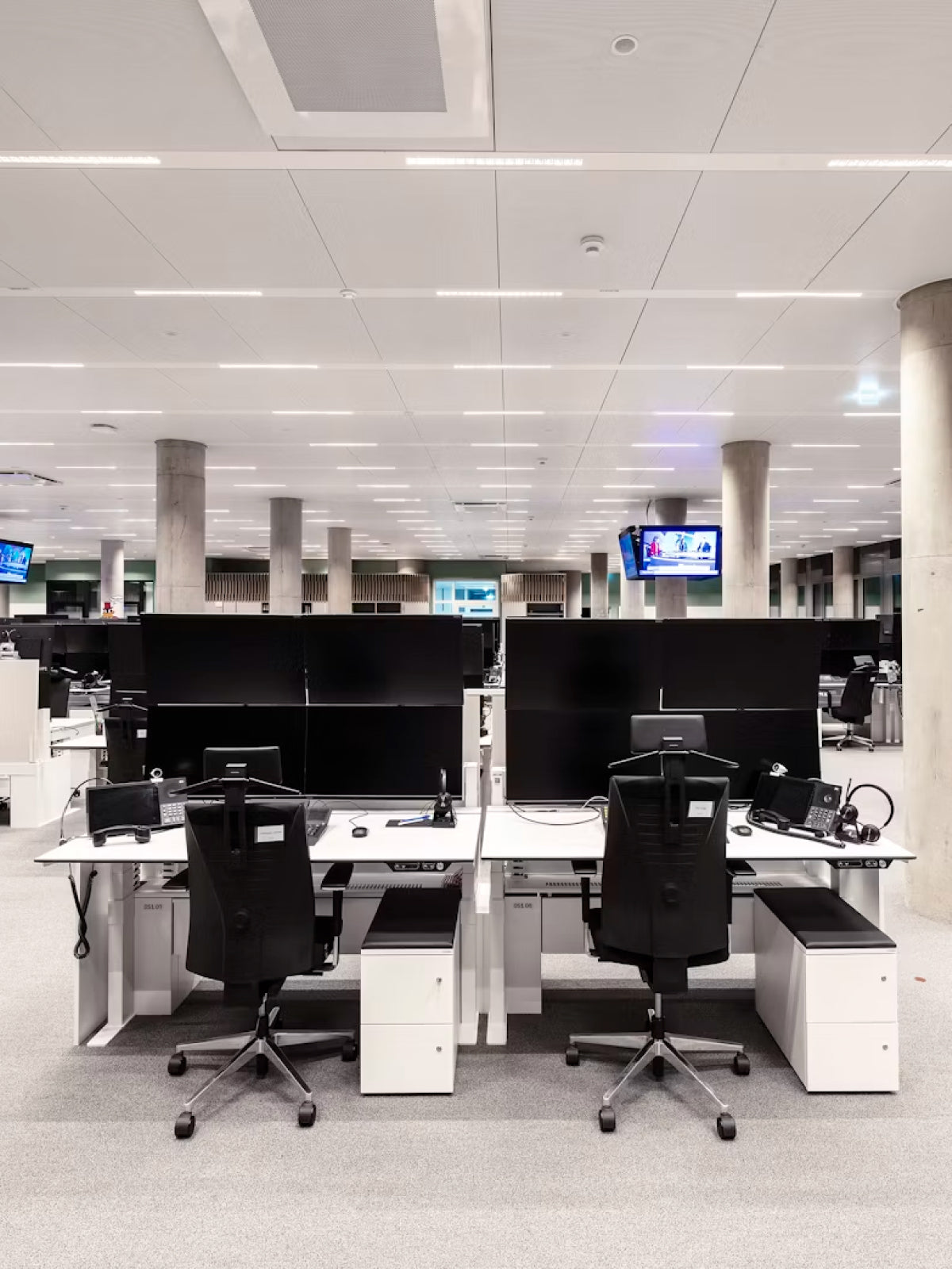 Orbit Trading Floor Workstation Series