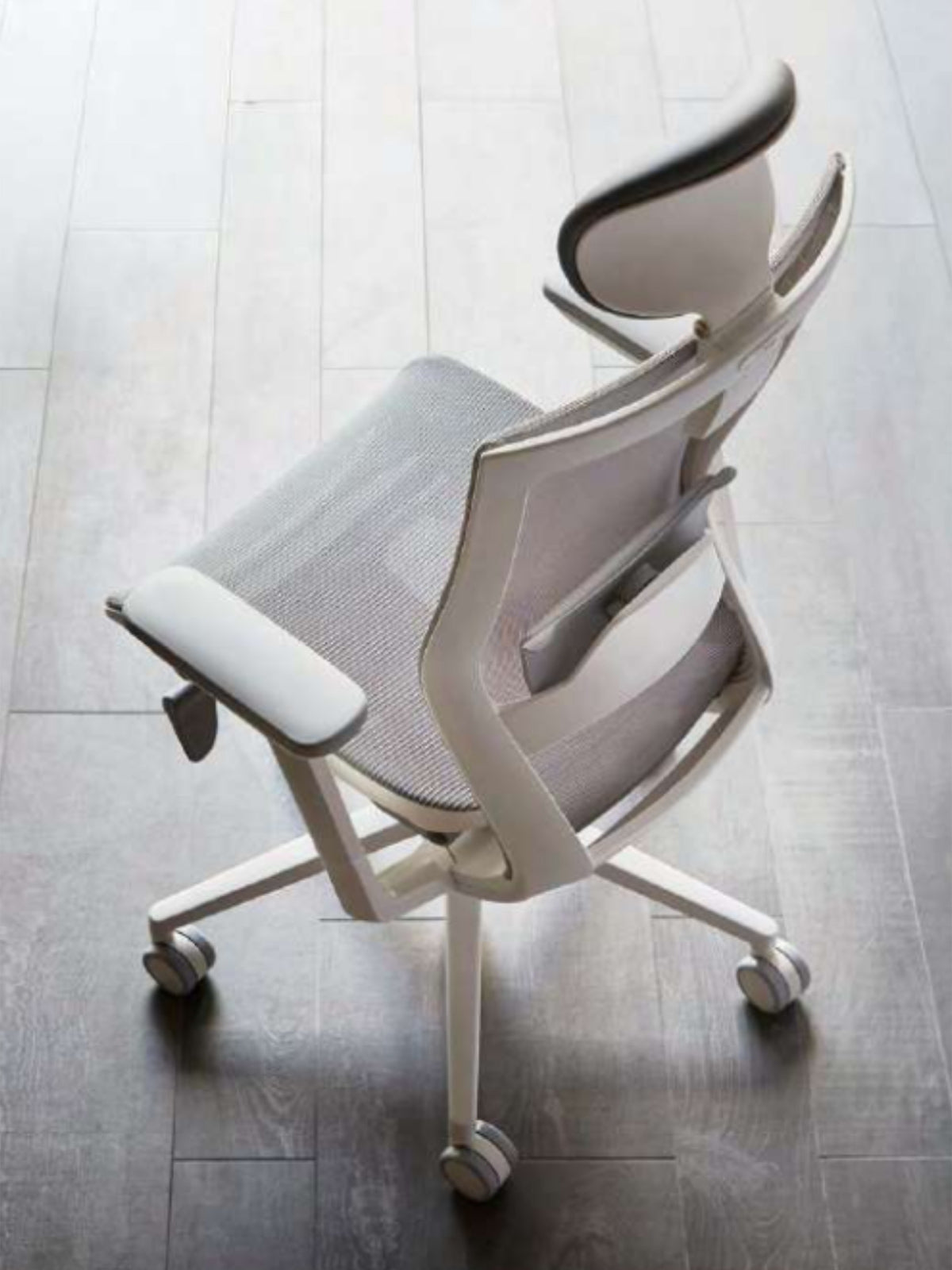 CHN6100 Task Chair with Headrest