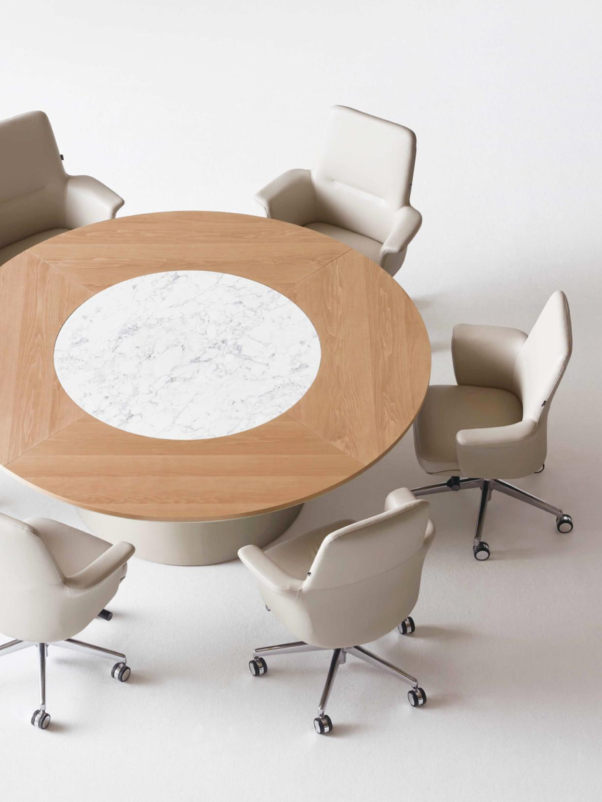Celios Executive Mid-Back Chair