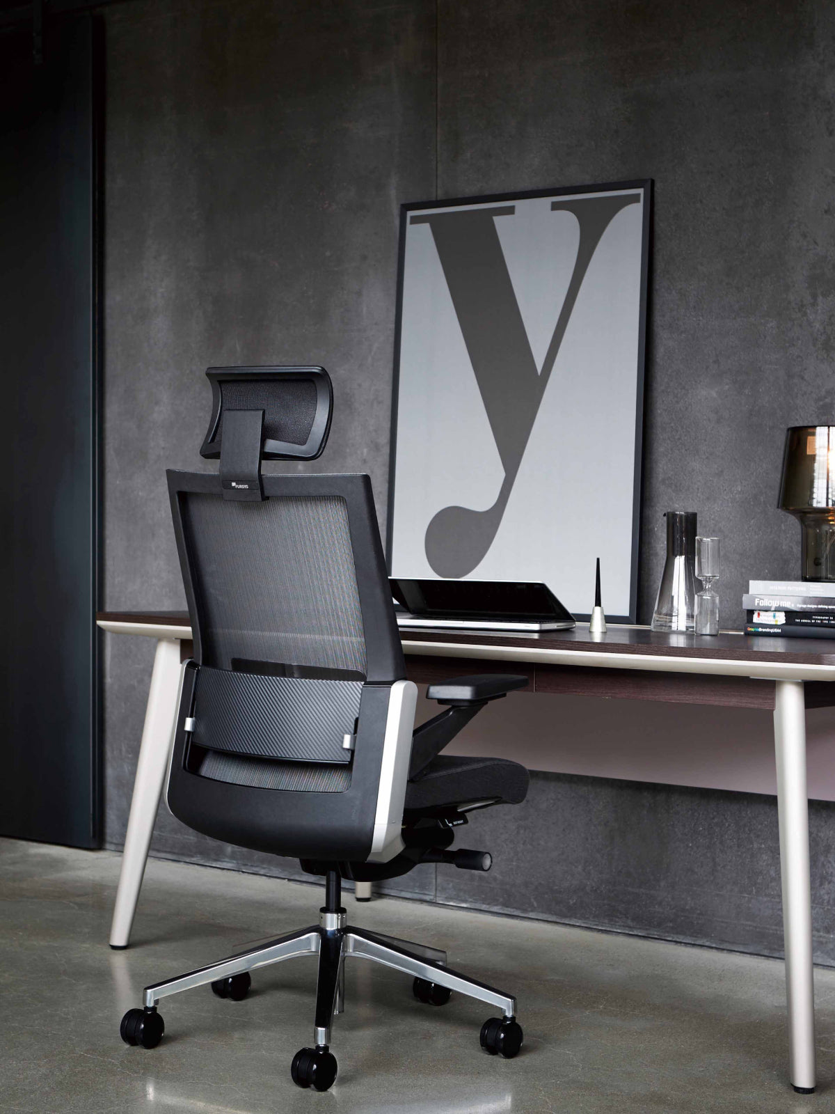 Ziel Task Chair with Headrest
